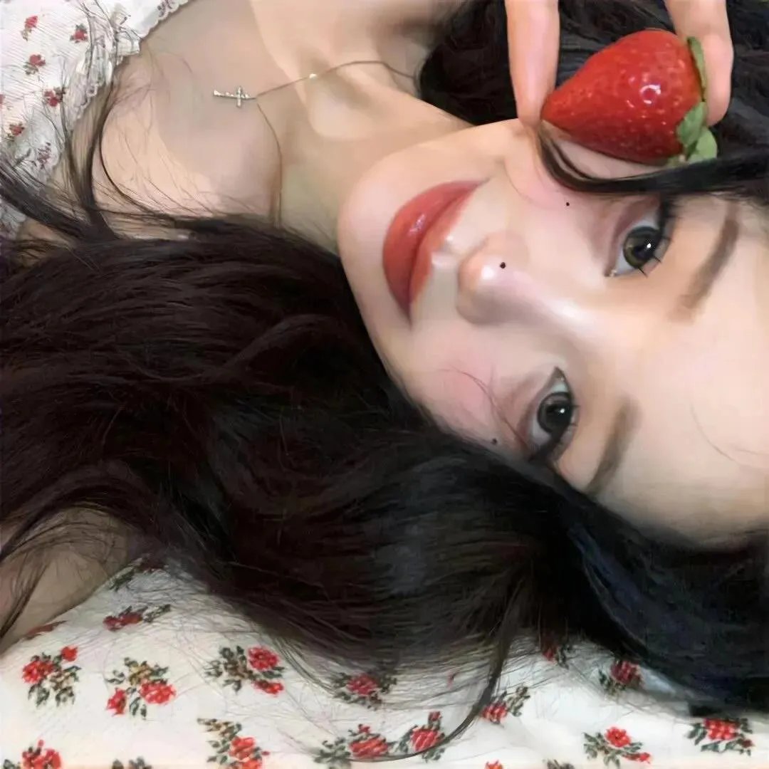 麻辣老师1这个女生有点冷
